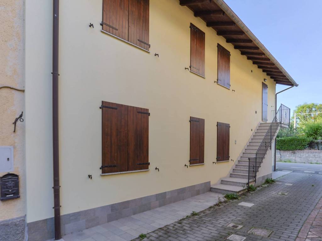 appartamento in vendita a Valsamoggia in zona Bazzano