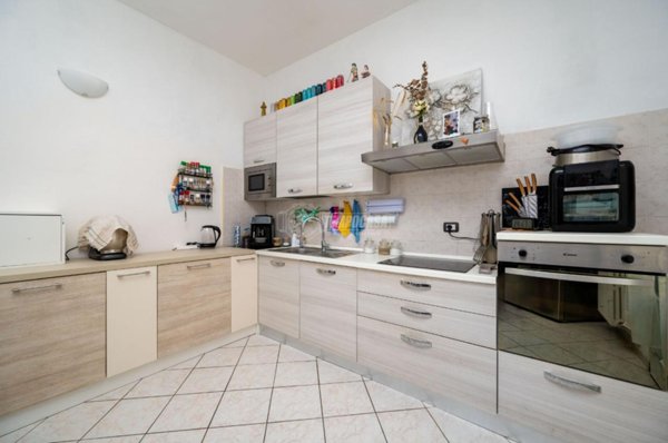 appartamento in vendita a Valsamoggia in zona Castello di Serravalle