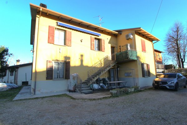 appartamento in vendita a Valsamoggia in zona Bazzano