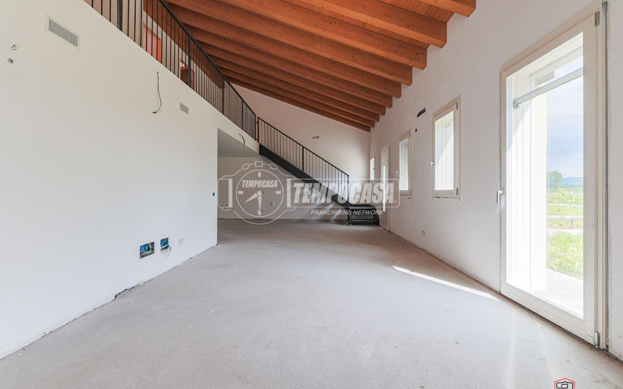 casa indipendente in vendita a Valsamoggia in zona Crespellano