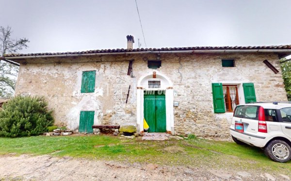 casa indipendente in vendita a Valsamoggia
