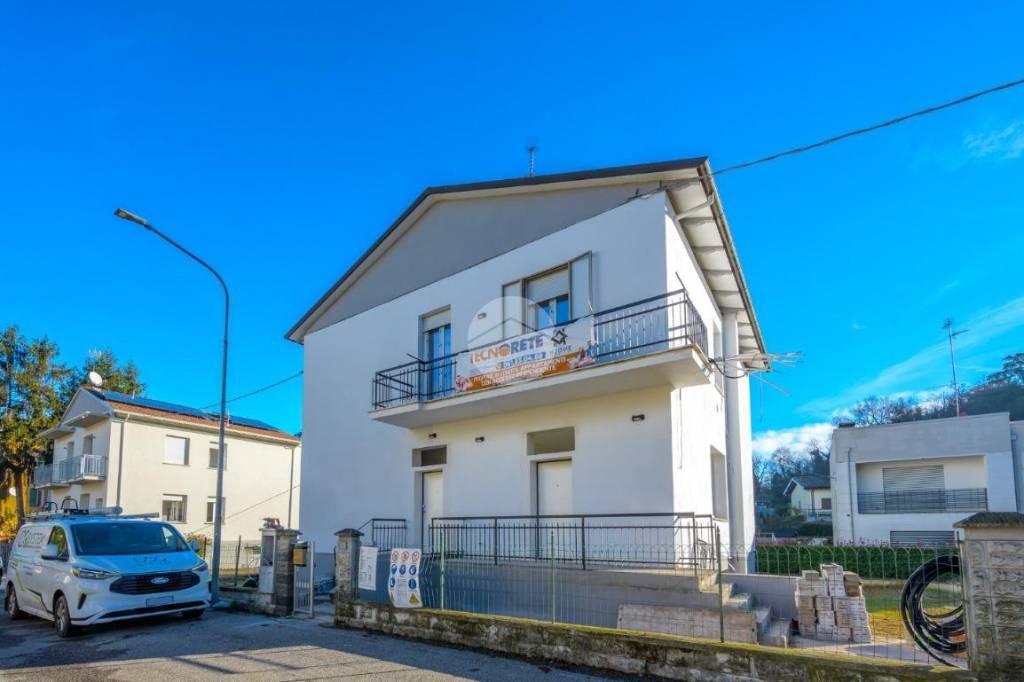 attico in vendita a Valsamoggia in zona Crespellano