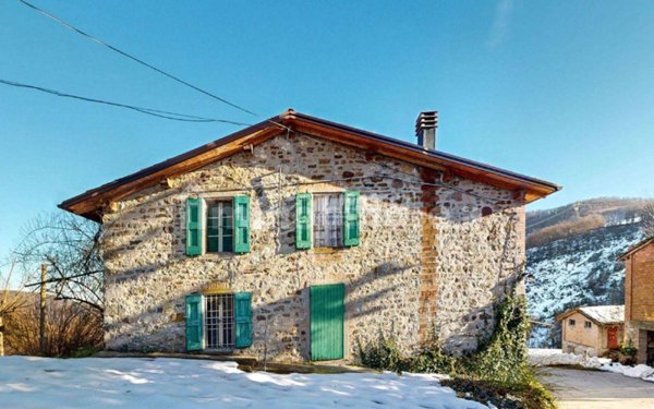 casa indipendente in vendita a Valsamoggia in zona Savigno