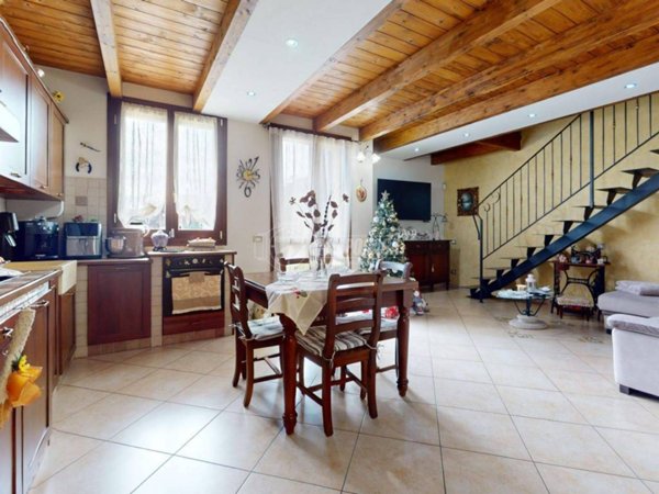 appartamento in vendita a Valsamoggia in zona Bazzano