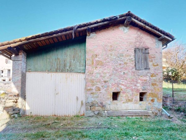 locale commerciale in vendita a Valsamoggia