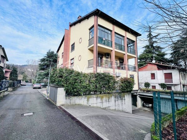 appartamento in vendita a Valsamoggia in zona Savigno