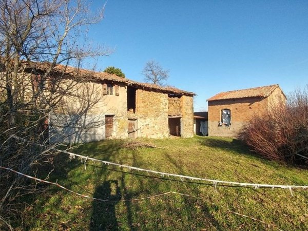 casa indipendente in vendita a Valsamoggia in zona Savigno