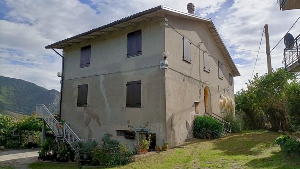 casa indipendente in vendita a Valsamoggia in zona Vedegheto
