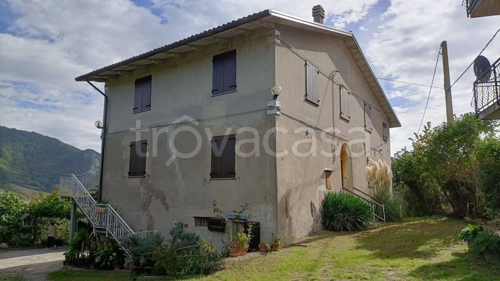 casa indipendente in vendita a Valsamoggia in zona Vedegheto