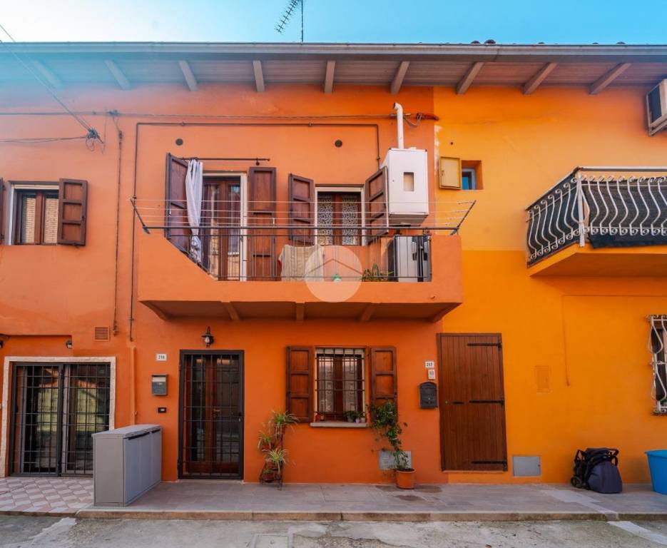 appartamento in vendita a Valsamoggia in zona Crespellano