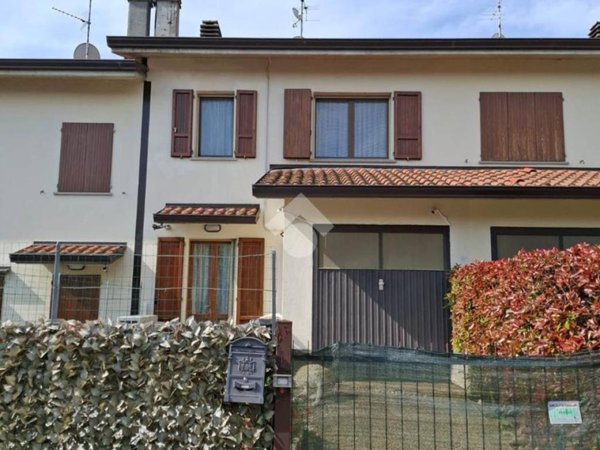 casa indipendente in vendita a Valsamoggia in zona Zappolino