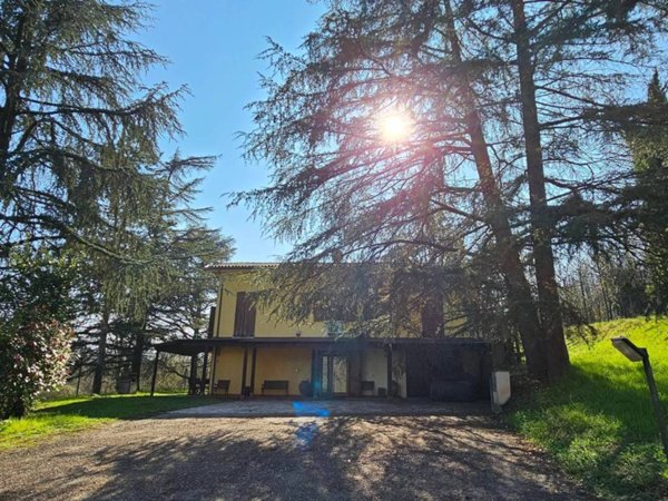 casa indipendente in vendita a Valsamoggia in zona Crespellano