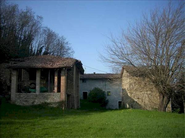 capannone in vendita a Valsamoggia in zona Samoggia