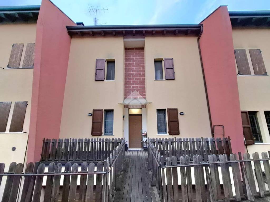 casa indipendente in vendita a Valsamoggia in zona Bersagliera