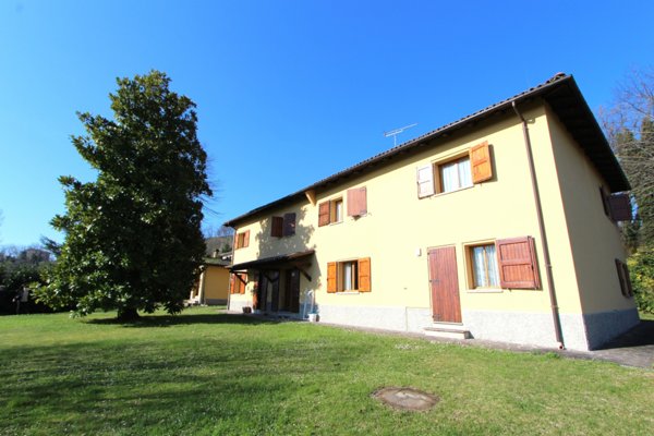 casa indipendente in vendita a Valsamoggia in zona Monteveglio