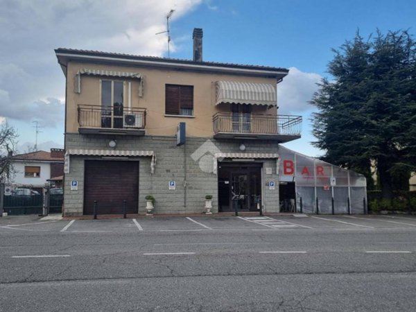 multivano in vendita a Valsamoggia in zona Crespellano