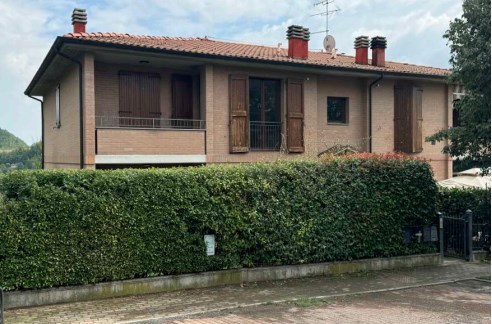 appartamento in vendita a Valsamoggia in zona Tiola