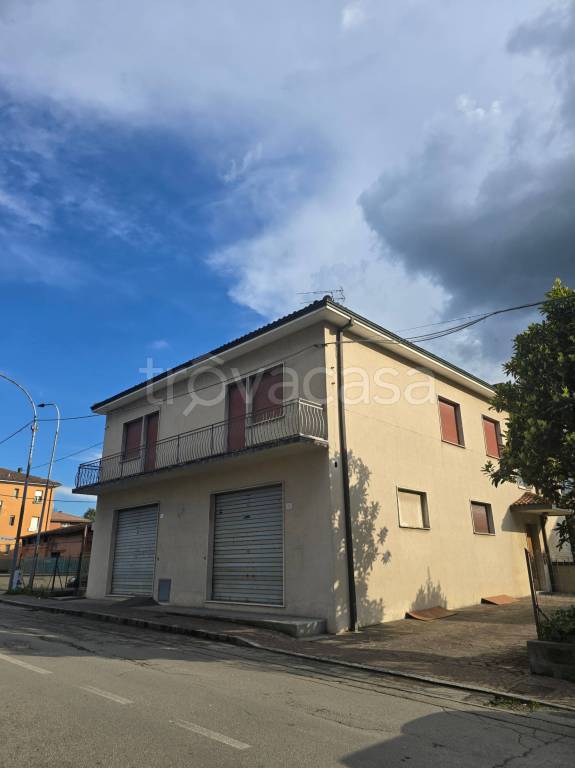 appartamento in vendita a Valsamoggia in zona Bazzano