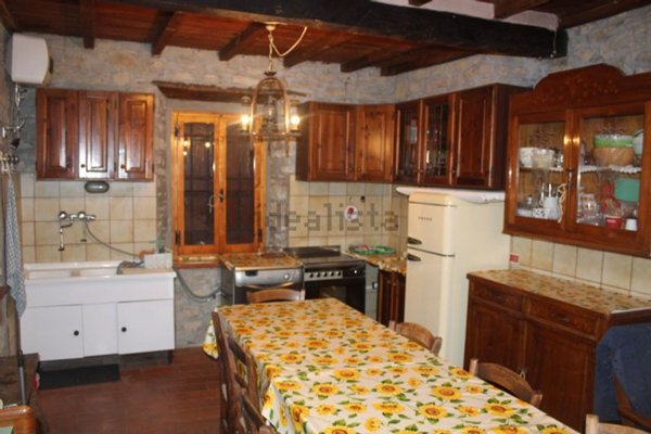 casa indipendente in vendita a Valsamoggia in zona Merlano
