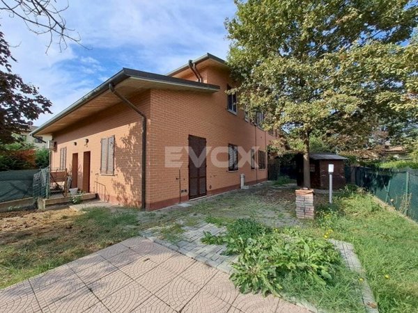 appartamento in vendita a Valsamoggia in zona Castelletto