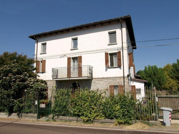 appartamento in vendita a Valsamoggia in zona Stiore