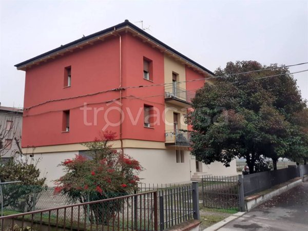 locale commerciale in vendita a Valsamoggia in zona Ponte Samoggia