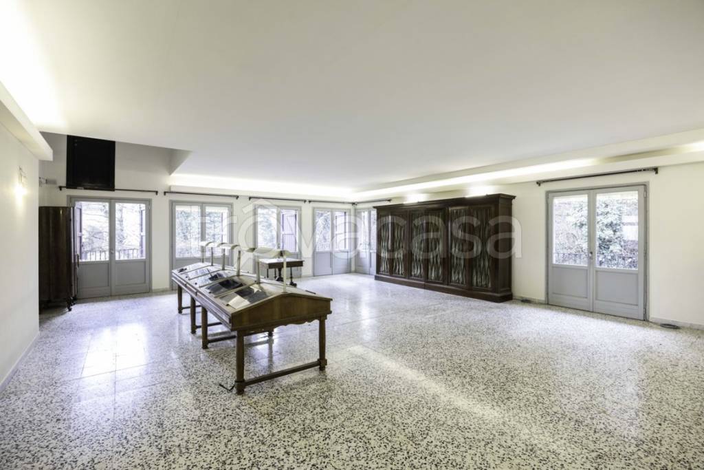 casa indipendente in vendita a Valsamoggia in zona Savigno