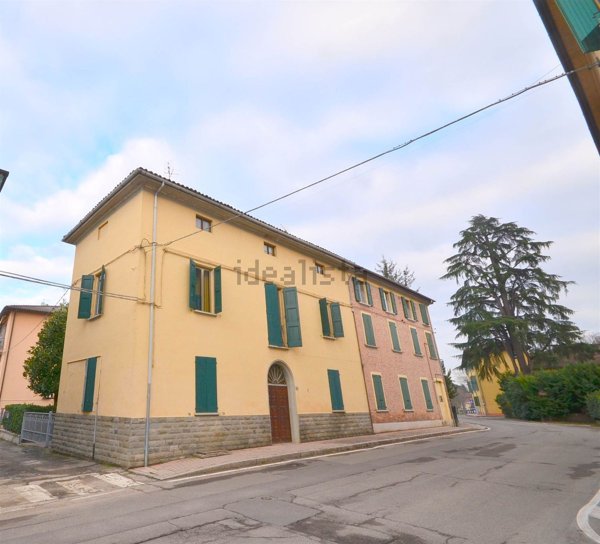 appartamento in vendita a Valsamoggia in zona Crespellano