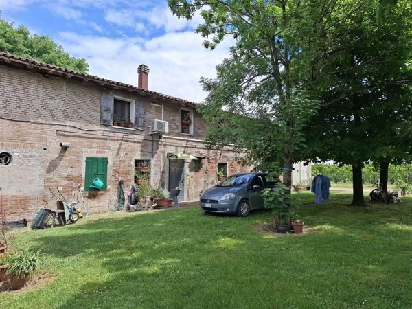 appartamento in vendita a Valsamoggia in zona Bazzano