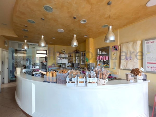 negozio in vendita a Valsamoggia in zona Muffa