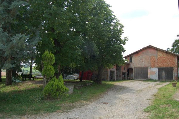 pentavano in vendita a Valsamoggia in zona Bazzano