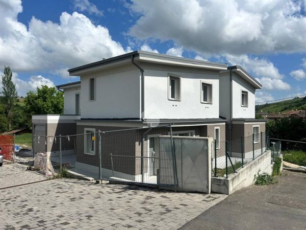 casa indipendente in vendita a Valsamoggia in zona Bersagliera