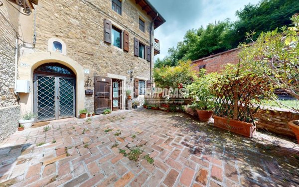 appartamento in vendita a Valsamoggia in zona Monteveglio