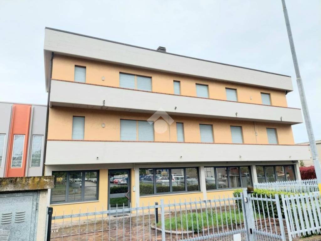 appartamento in vendita a Valsamoggia in zona Monteveglio