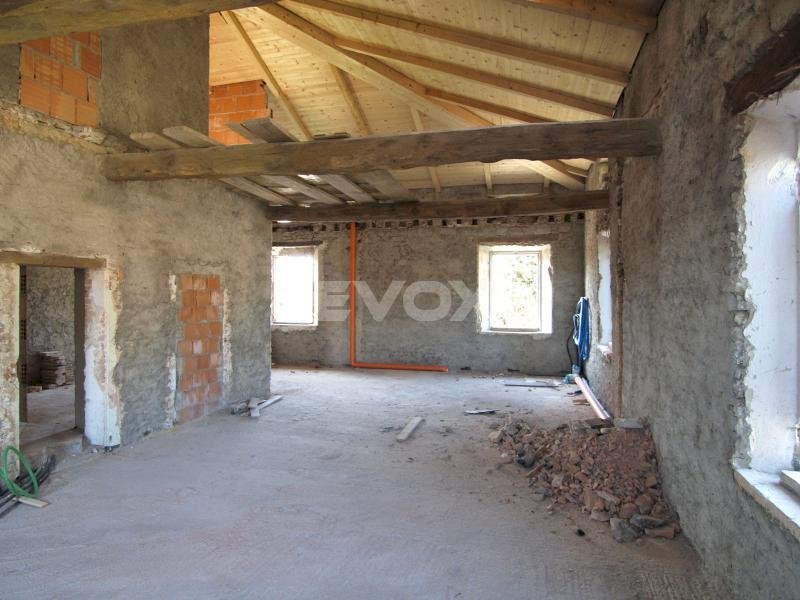 appartamento in vendita a Valsamoggia in zona Castello di Serravalle