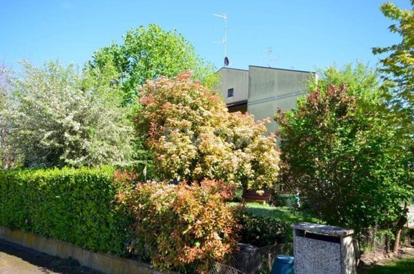 casa indipendente in vendita a Valsamoggia in zona Monteveglio