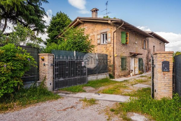casa indipendente in vendita a Valsamoggia in zona Bazzano