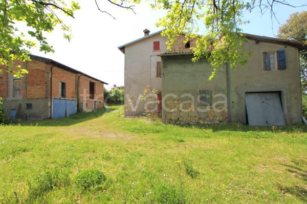 casa indipendente in vendita a Valsamoggia in zona Bazzano