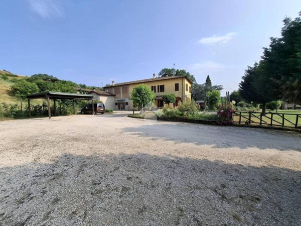 casa indipendente in vendita a Valsamoggia in zona Monteveglio