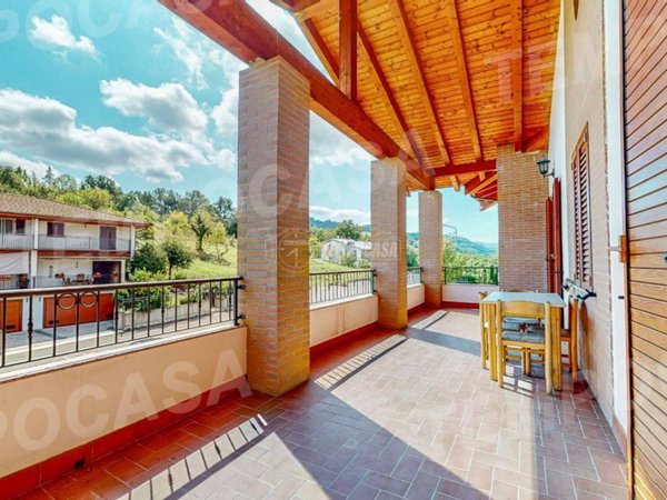 casa indipendente in vendita a Valsamoggia in zona Savigno