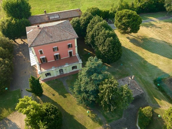 villa in vendita a Valsamoggia in zona Bazzano