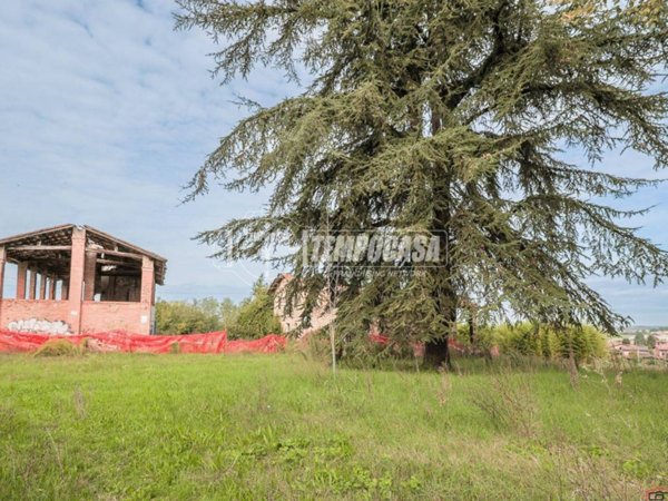 casa indipendente in vendita a Valsamoggia in zona Crespellano