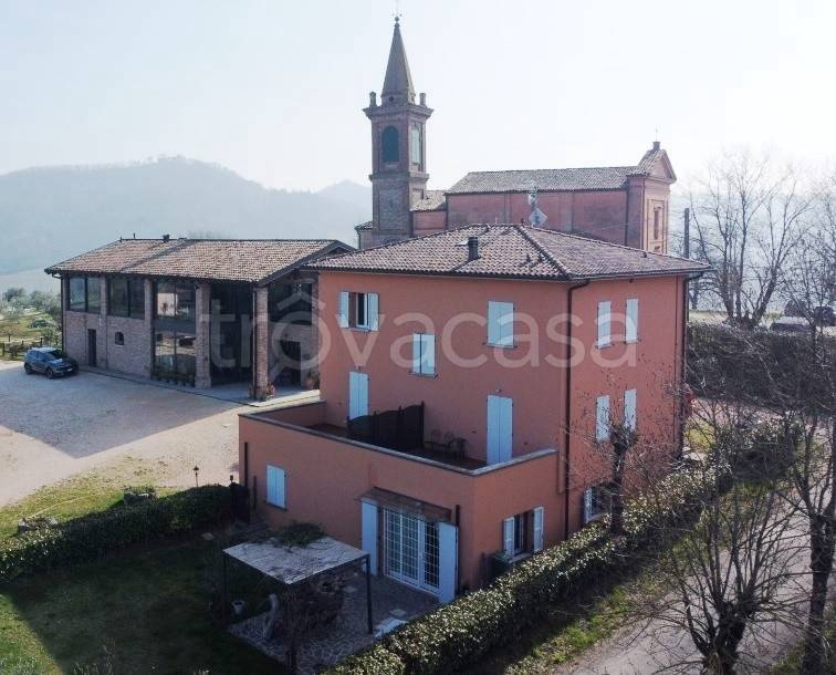 casa indipendente in vendita a Valsamoggia in zona Monteveglio