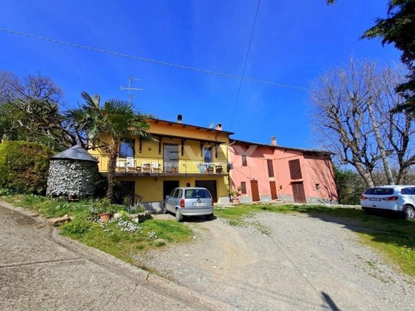 casa indipendente in vendita a Valsamoggia in zona Savigno
