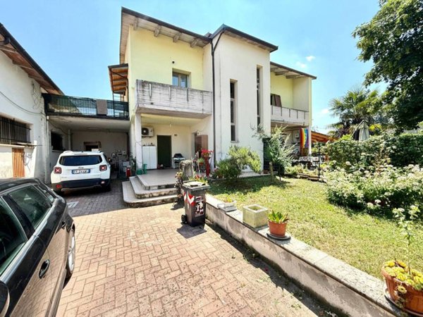 casa indipendente in vendita a Valsamoggia in zona Castelletto