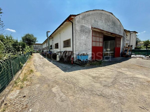 locale commerciale in vendita a Valsamoggia