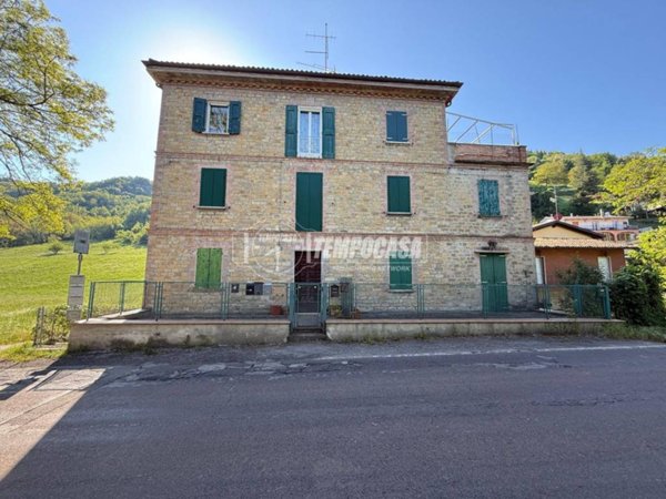appartamento in vendita a Valsamoggia in zona Savigno