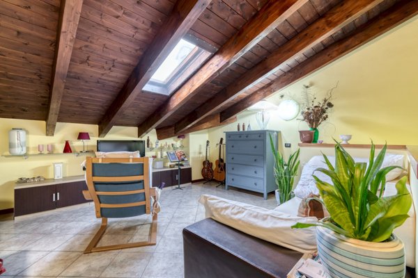 appartamento in vendita a Valsamoggia in zona Samoggia