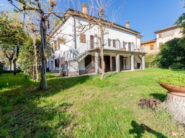 casa indipendente in vendita a Valsamoggia in zona Savigno