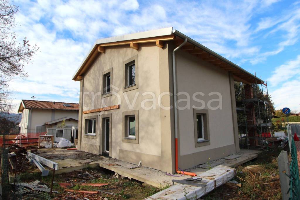 casa indipendente in vendita a Valsamoggia in zona Bazzano